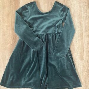 Hanna Andersson Size 5 Velvet Skater Dress